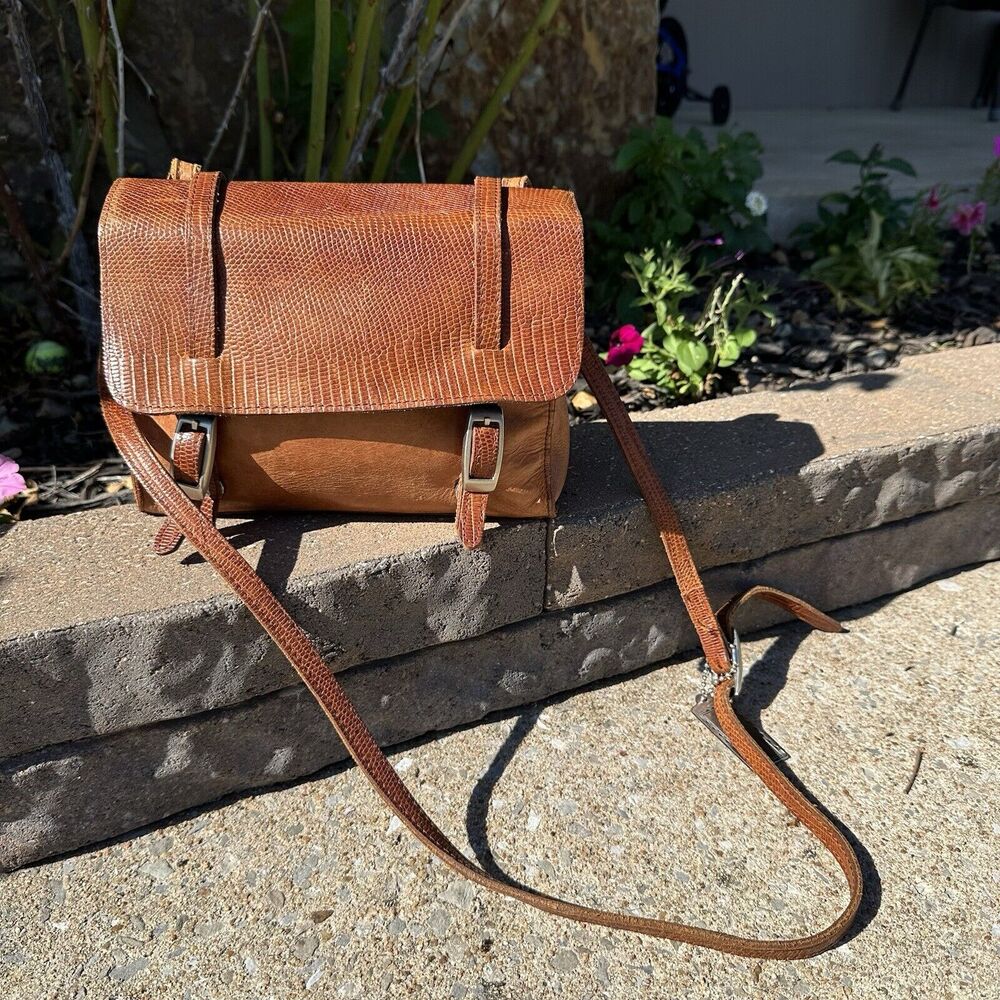 Vintage Navasota‎ Purse Leather Brown Crossbody Buckle Exotic Classic